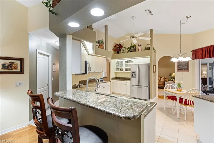 Breakfast Bar