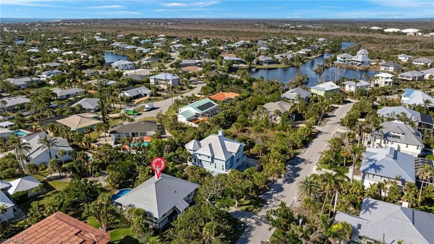 Drone_view_looking_north