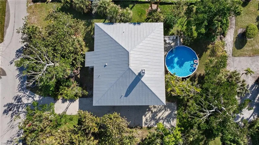 Screwed_down_metal_roof