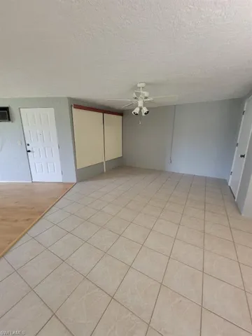 10 Regency Ct, Lehigh Acres, Florida 33936