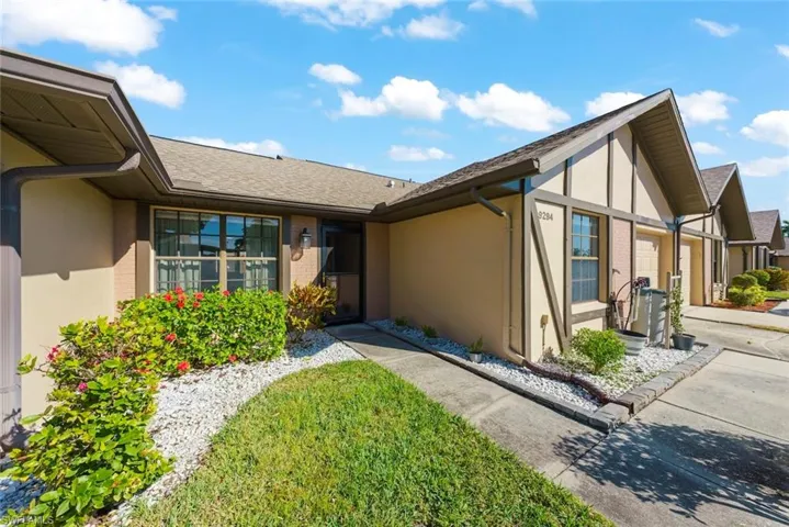 9294  Lennex  LN, Fort Myers, FL 33919