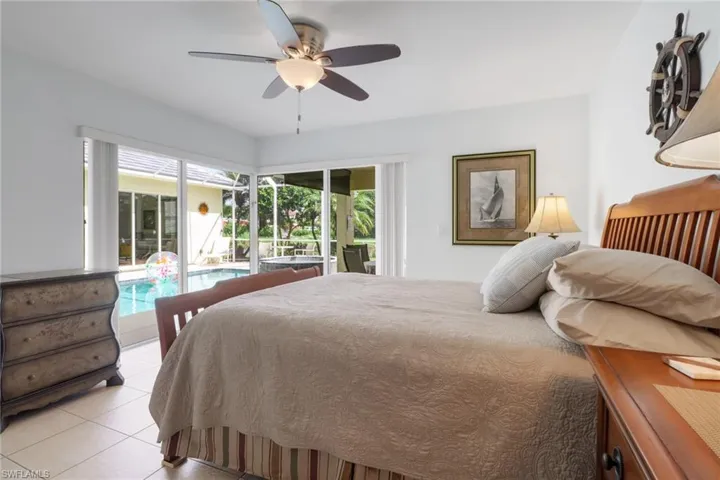 1099 Tivoli Dr, Naples, Florida 34104