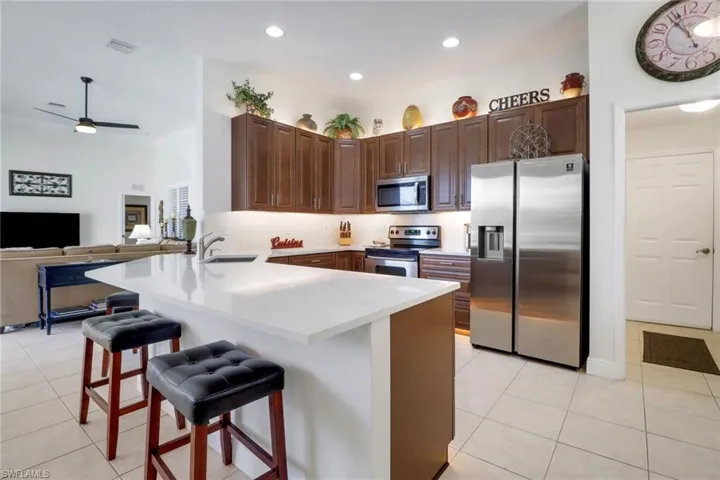 1099 Tivoli Dr, Naples, Florida 34104