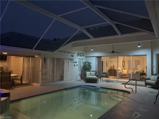 1099 Tivoli Dr, Naples, Florida 34104