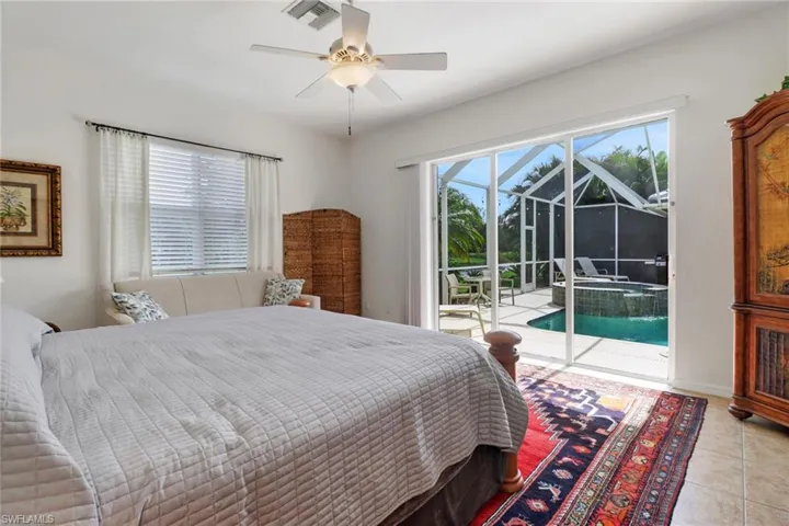 1099 Tivoli Dr, Naples, Florida 34104