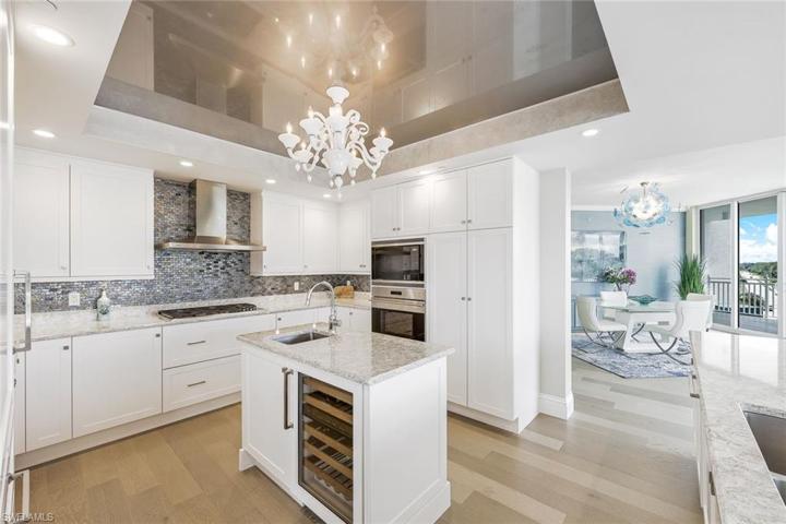 501 Gourmet Kitchen