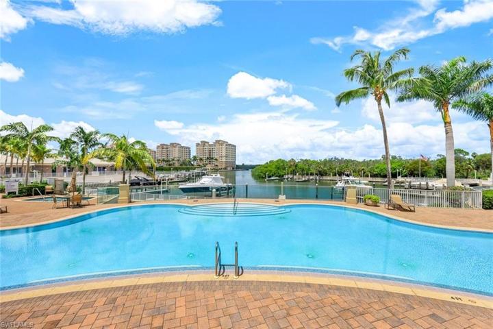 Aqua Resort Pool