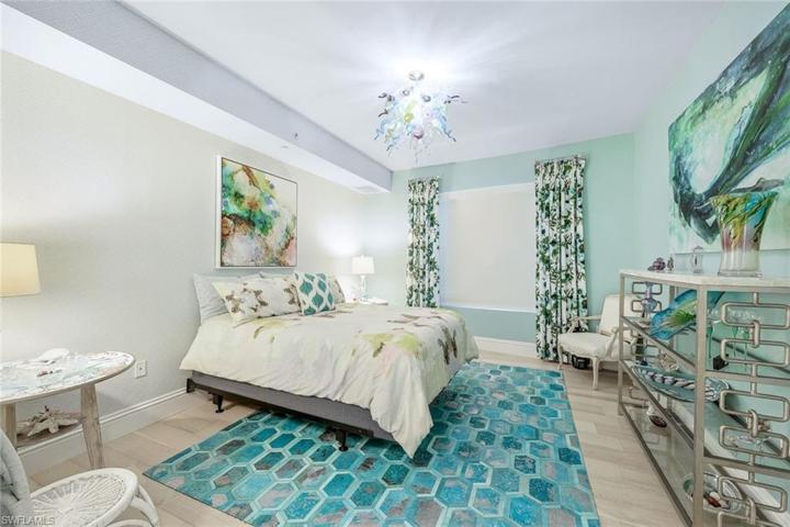 501 Guest Bedroom 1