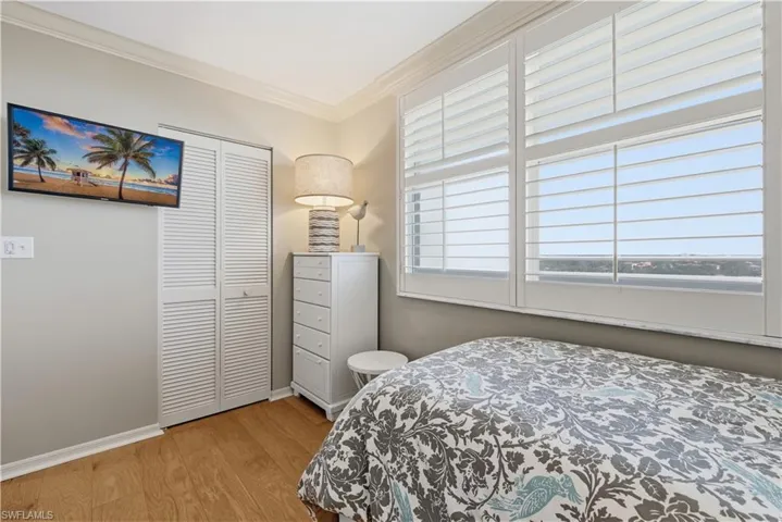Alternate Guest Bedroom View