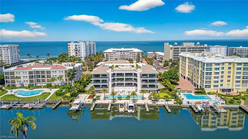 1820 Gulf Shore Blvd N # 202, Naples, Florida 34102