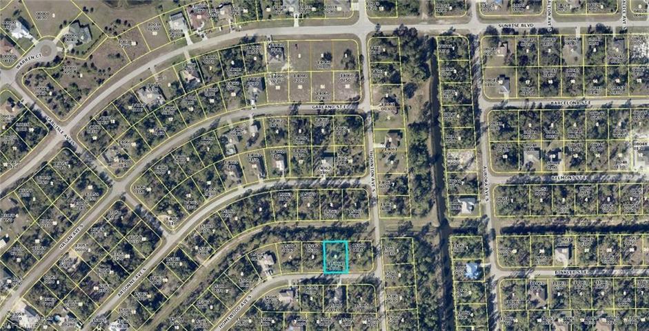 202 Homewood AVE S, LEHIGH ACRES FL 33974