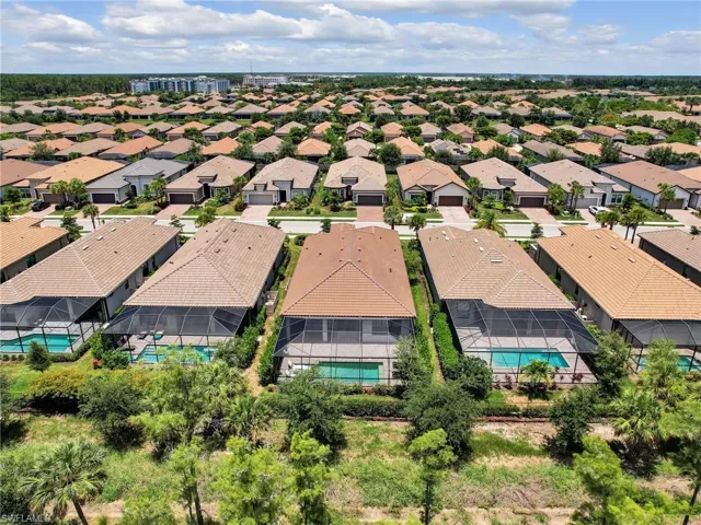 Birds eye view of property