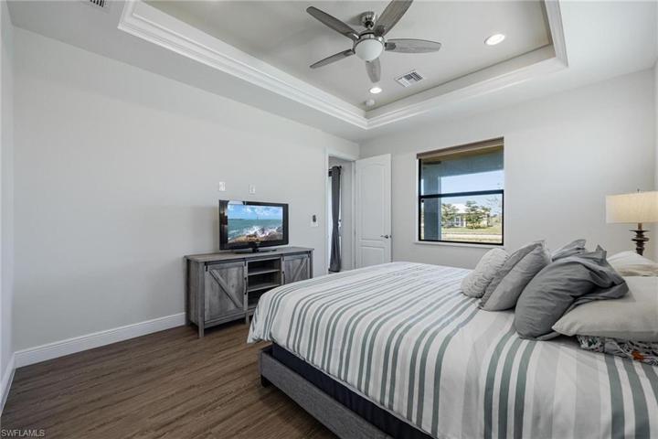Primary Suite off Living Room