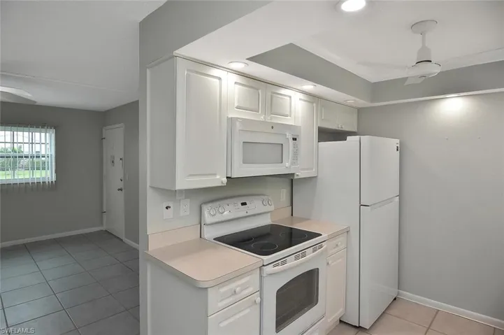 1502 Edgewater Cir # 6b, Fort Myers Fl 33919