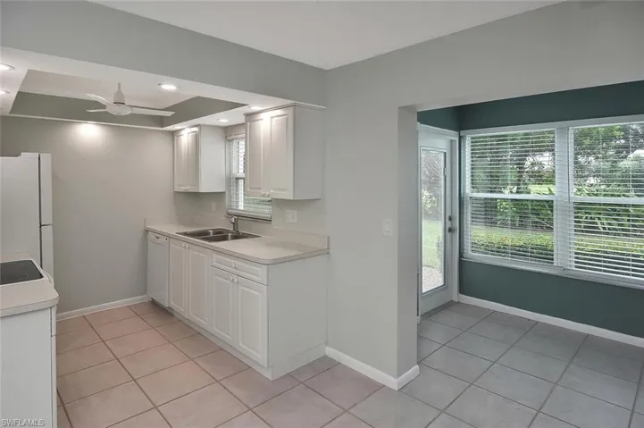 1502 Edgewater Cir # 6b, Fort Myers Fl 33919