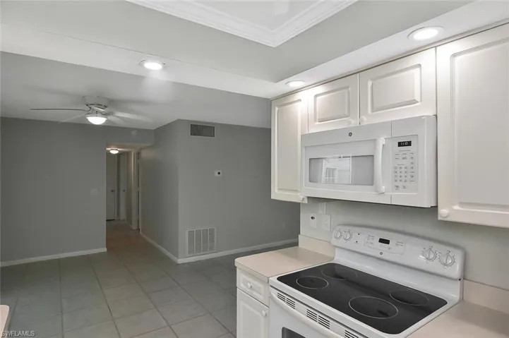 1502 Edgewater Cir # 6b, Fort Myers Fl 33919