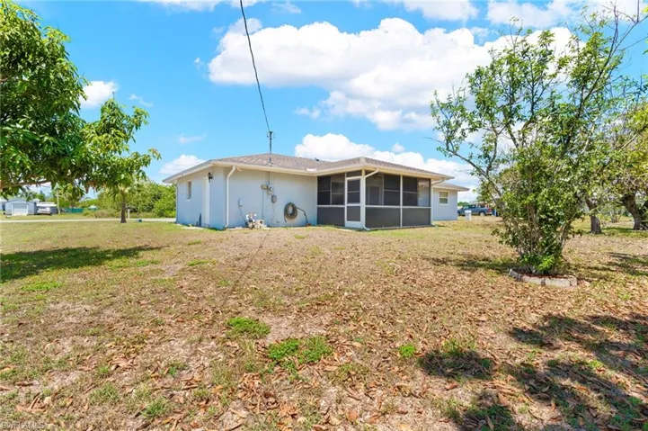 114  Idaho  RD, Lehigh Acres, FL 33936