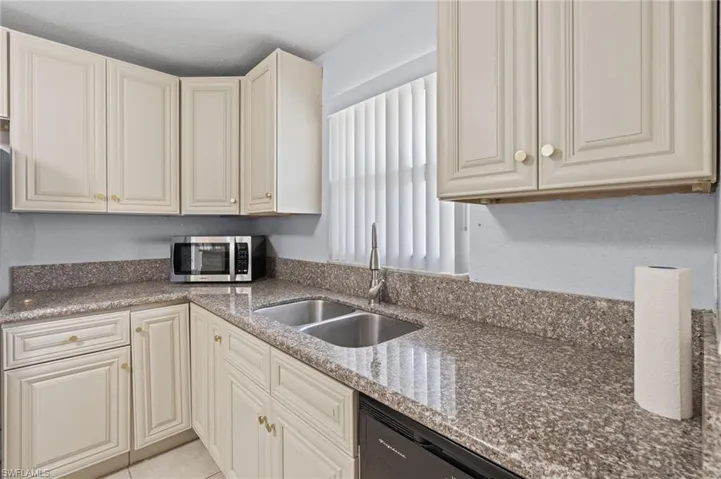 114  Idaho  RD, Lehigh Acres, FL 33936