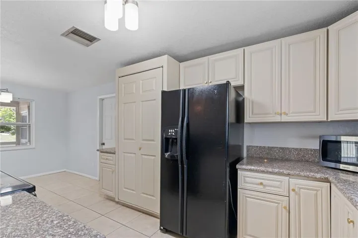 114  Idaho  RD, Lehigh Acres, FL 33936