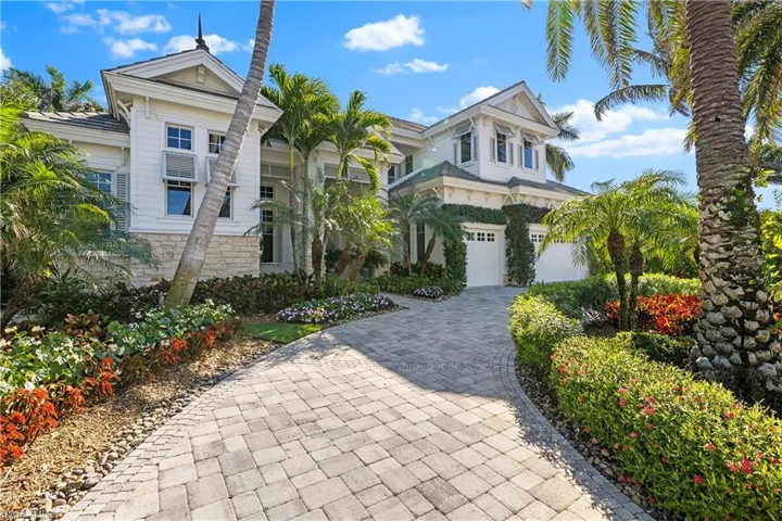 532 Pine Grove Ln, Naples, Florida 34103
