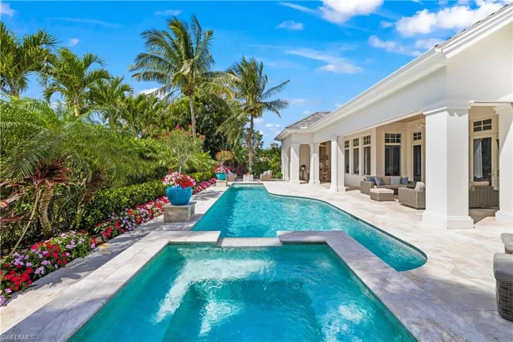 532 Pine Grove Ln, Naples, Florida 34103