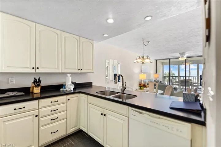 6400 Estero Blvd 301, Fort Myers Beach, Florida 33931