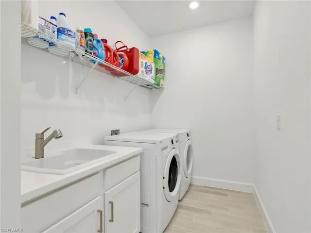 15558 Vittorio St, Naples, Florida 34114