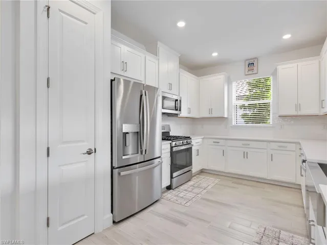 15558 Vittorio St, Naples, Florida 34114