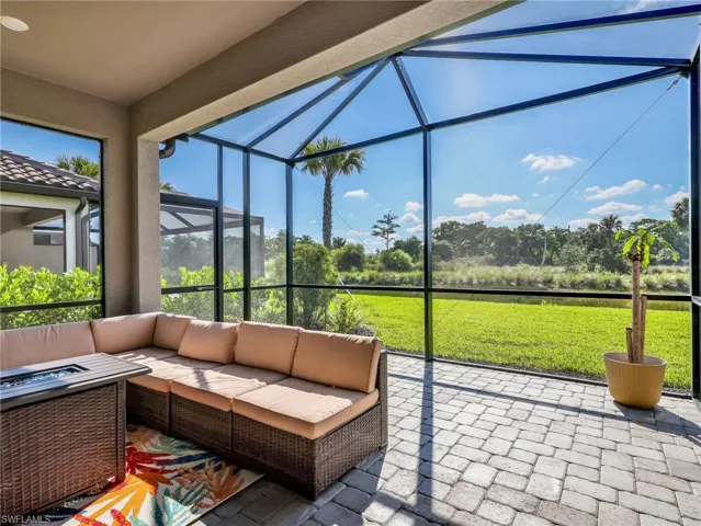 15558 Vittorio St, Naples, Florida 34114