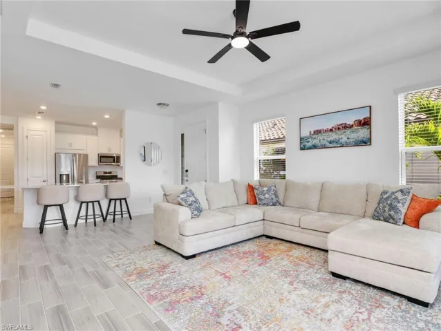 15558 Vittorio St, Naples, Florida 34114