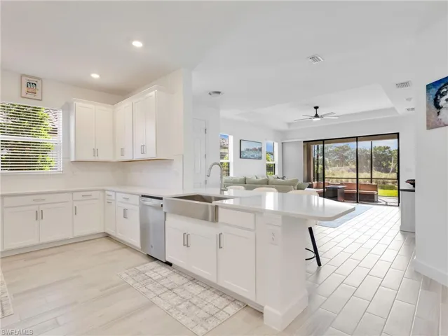 15558 Vittorio St, Naples, Florida 34114