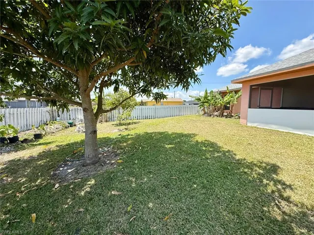 4515 7th St W, Lehigh Acres, Florida 33971