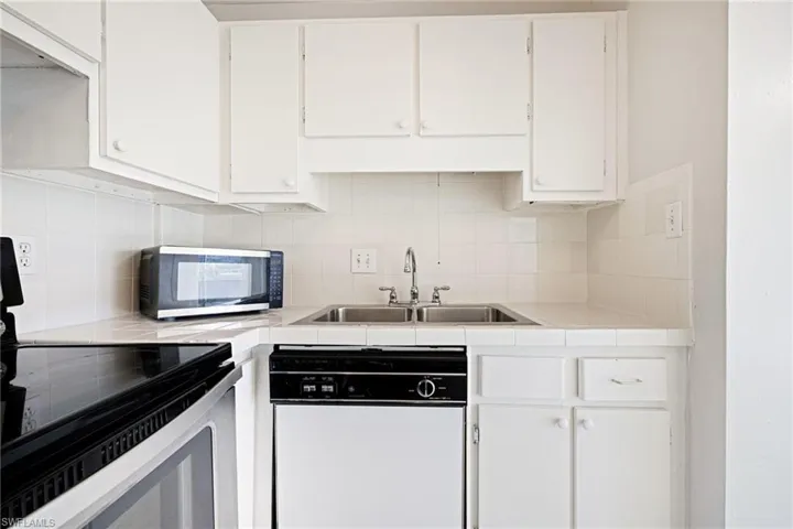 2350 W 1st St 205, Fort Myers, Florida 33901
