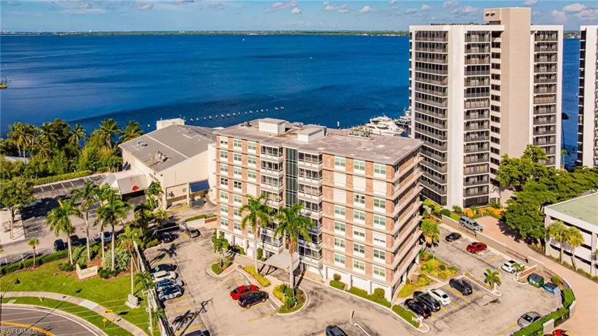 2350 W 1st St 205, Fort Myers, Florida 33901