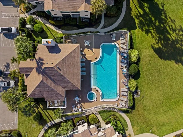 Beautiful Community Pool to enjoy Naples' sun!