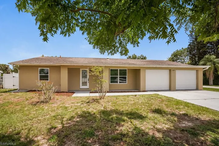 8277 Chesebro Ave, North Port, Florida 34287