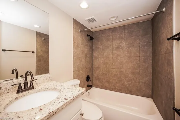 8277 Chesebro Ave, North Port, Florida 34287