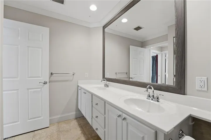 28207  Islet  TRL, Bonita Springs, FL 34135