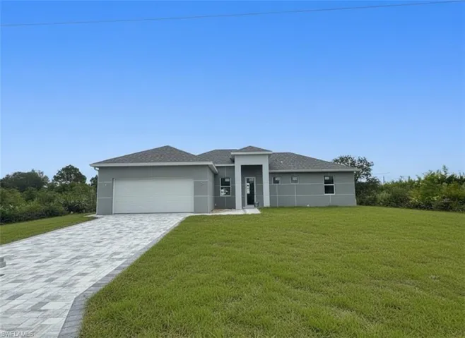 3120 72nd St W, Lehigh Acres, Florida 33971
