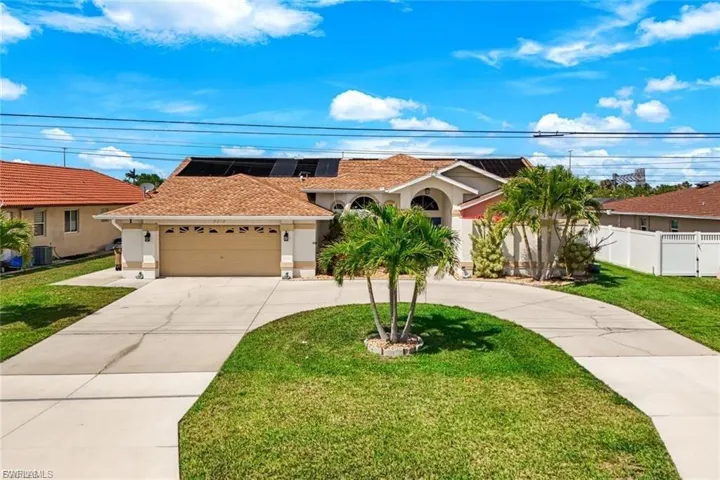 2013 Everest Pkwy, Cape Coral, Florida 33904