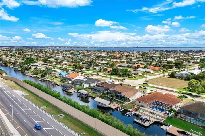 2013 Everest Pkwy, Cape Coral, Florida 33904