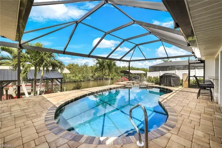 2013 Everest Pkwy, Cape Coral, Florida 33904