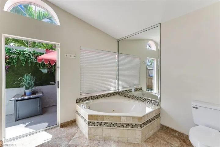 2013 Everest Pkwy, Cape Coral, Florida 33904