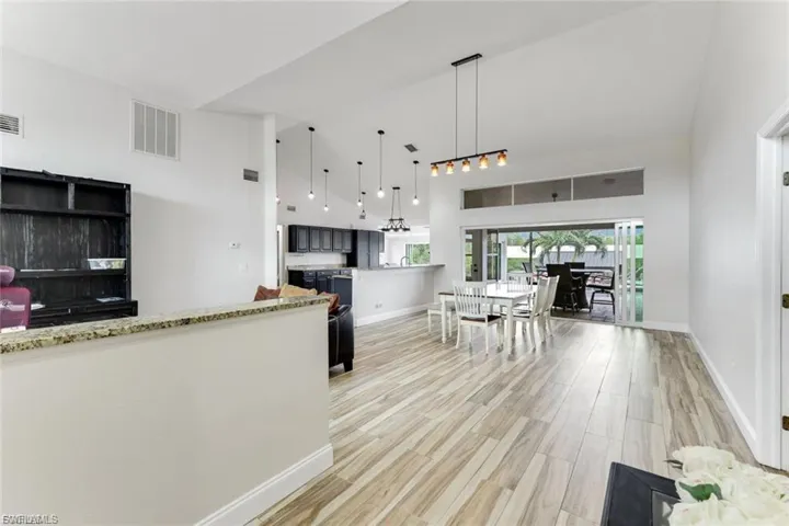 2013 Everest Pkwy, Cape Coral, Florida 33904