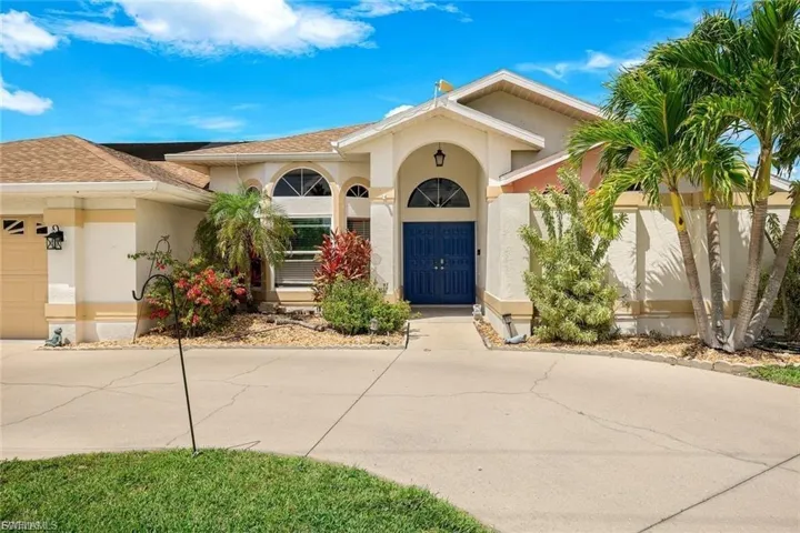 2013 Everest Pkwy, Cape Coral, Florida 33904