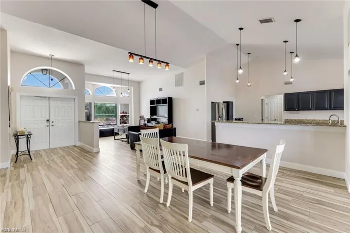 2013 Everest Pkwy, Cape Coral, Florida 33904