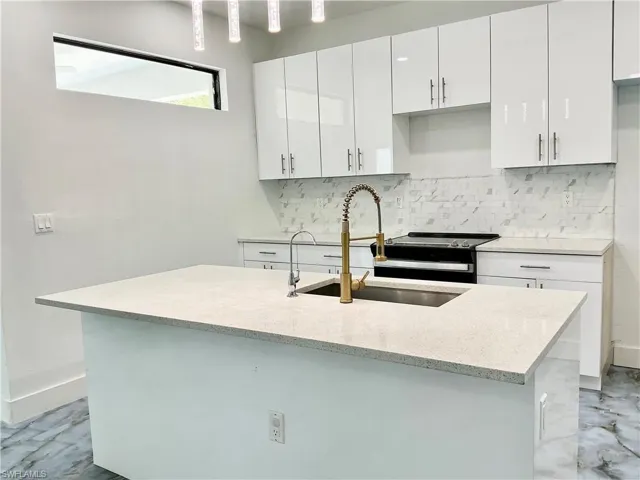 363 Sw 24th Ct, Cape Coral, Florida 33991