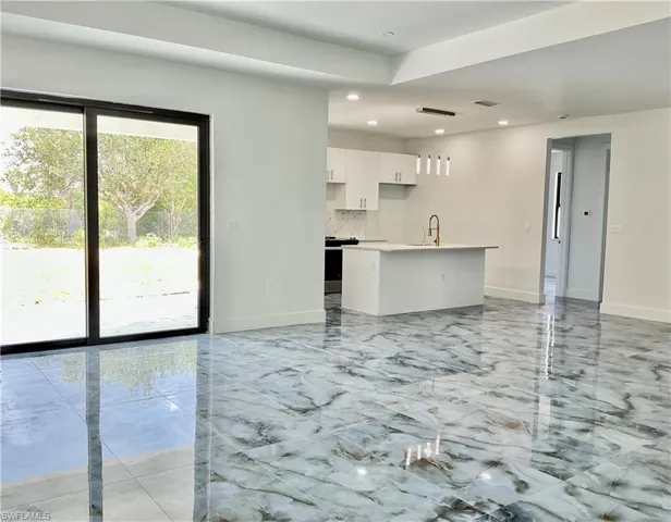 363 Sw 24th Ct, Cape Coral, Florida 33991