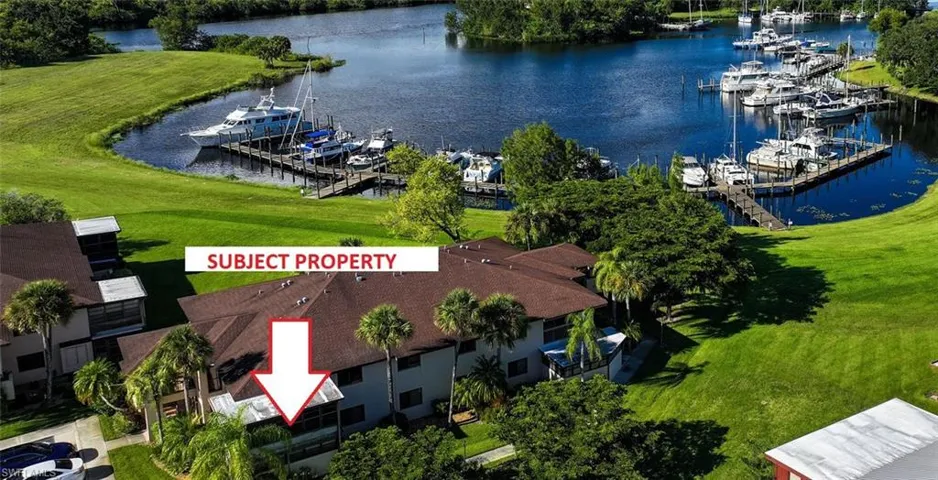 1064 Villa Dr # C203, Labelle Fl 33935