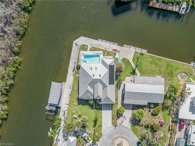 Cul-de-sac 1/4 acre lot with 198' of waterfront.